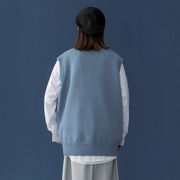 Női V-nyakú mellény nyomtatással