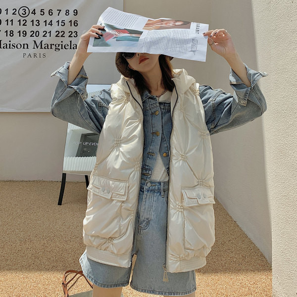 Új modell női mellény, közepes hosszúsággal