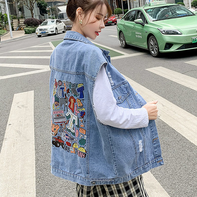 Vesta din denim cu model lat cu imprimeu