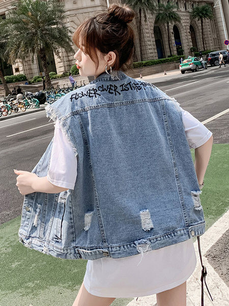 Moteriška džinsinė liemenė su plėšytais motyvais