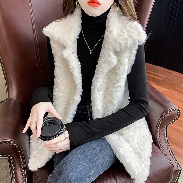 Šiuolaikinė moteriška pūkinė striukė su kišenėmis