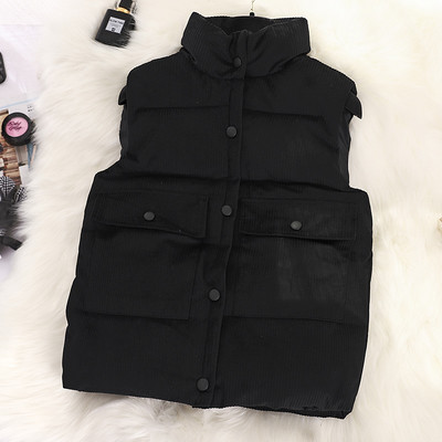 Moteriška liemenė su švaraus rašto apykakle