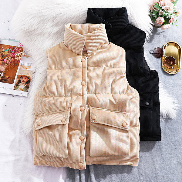 Moteriška laisvalaikio briaunota liemenė