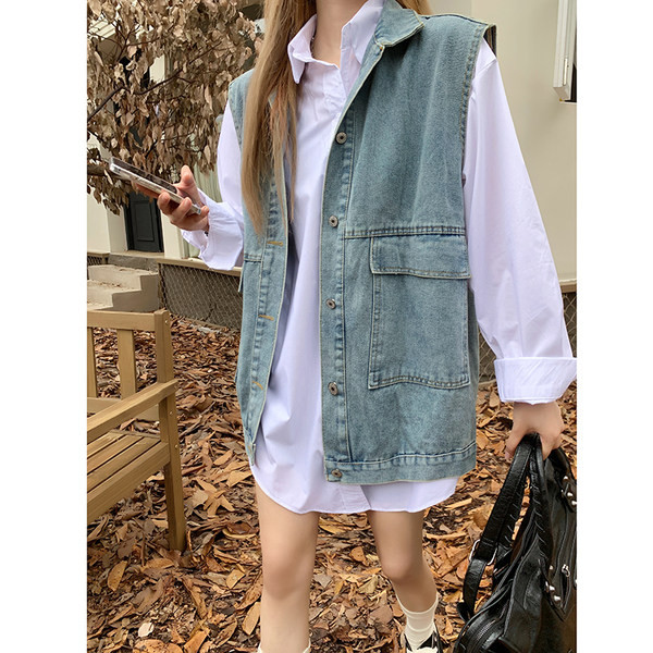 Moteriška liemenė su kišene