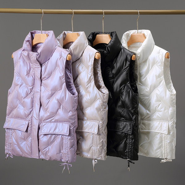 Vesta luminoasa dama cu buzunar