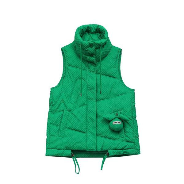 Női mellény magas gallérral és nyúllal