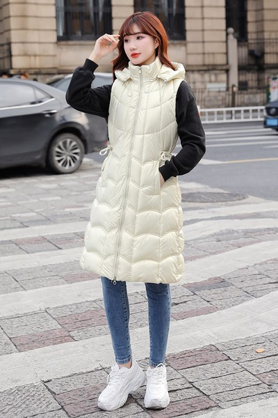 Vesta de dama de lungime mijlocie cu cravate