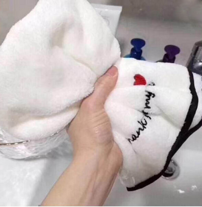 Magic mikroszálas törölköző gyorsan száradó hajsapka szuper vízfelszívás 3 perc gyors száradás