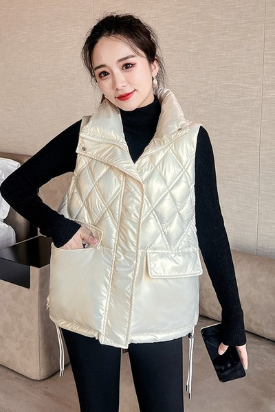 Moteriška liemenė kasdieniam gyvenimui aukšta apykakle