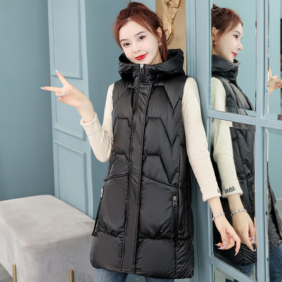 Moteriška laisvalaikio liemenė su gobtuvu ir kišene