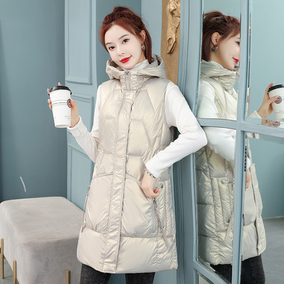 Moteriška laisvalaikio liemenė su gobtuvu ir kišene