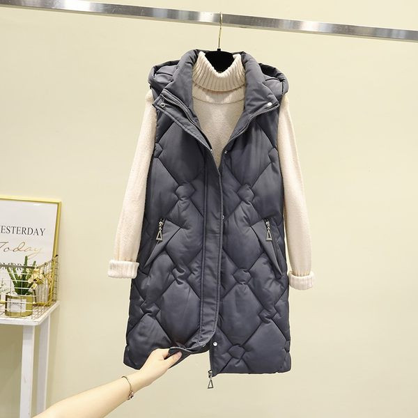 Vestă de damă cu închidere cu fermoar și nasturi