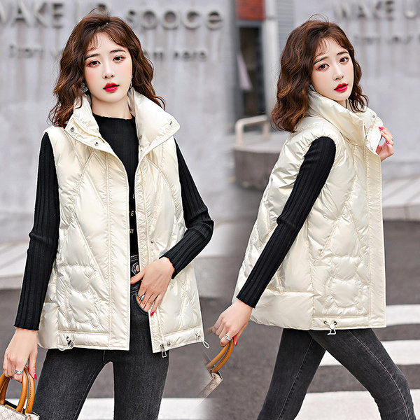 Įvairių spalvų moteriška laisvalaikio liemenė