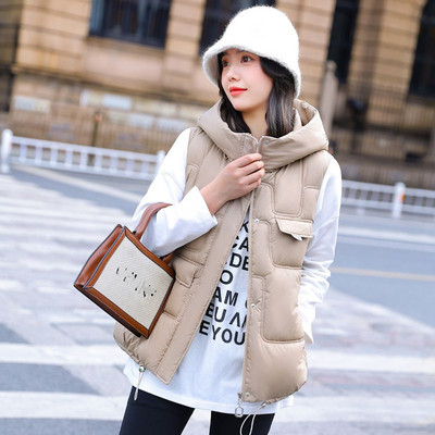 Női mellény zsebekkel és magas gallérral