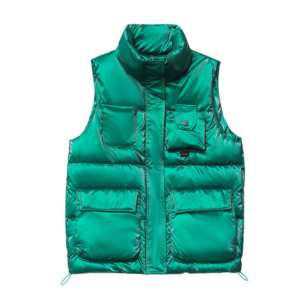 Vestă de damă cu guler înalt și nasturi