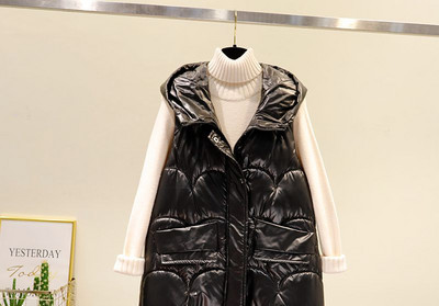 Vestă de damă cu glugă