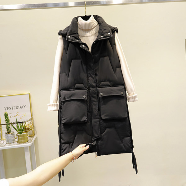 Moteriška ilga liemenė su gobtuvu ir kišenėmis