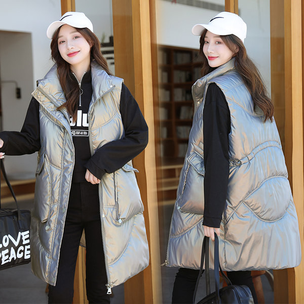 Moteriška laisvalaikio liemenė aukšta apykakle ir kišenėmis