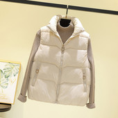 Női rövid mellény magas gallérral