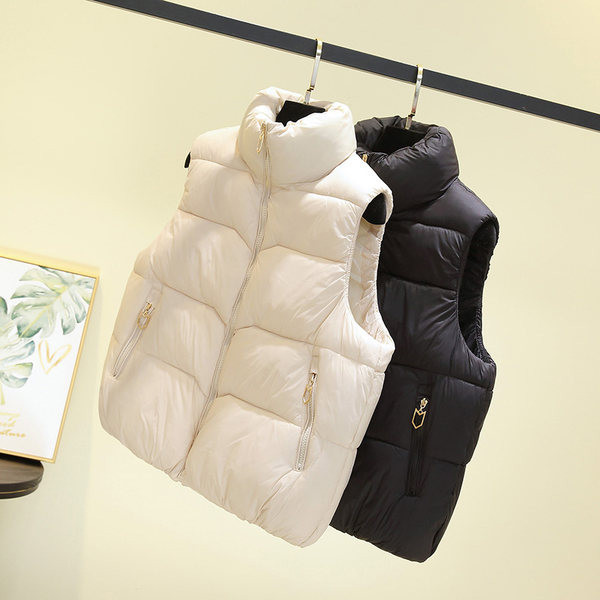 Női rövid mellény magas gallérral