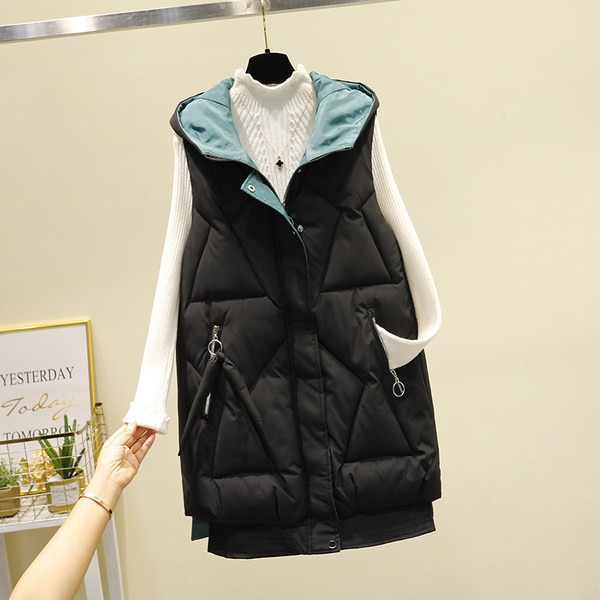 Vesta de dama cu gluga si fermoar