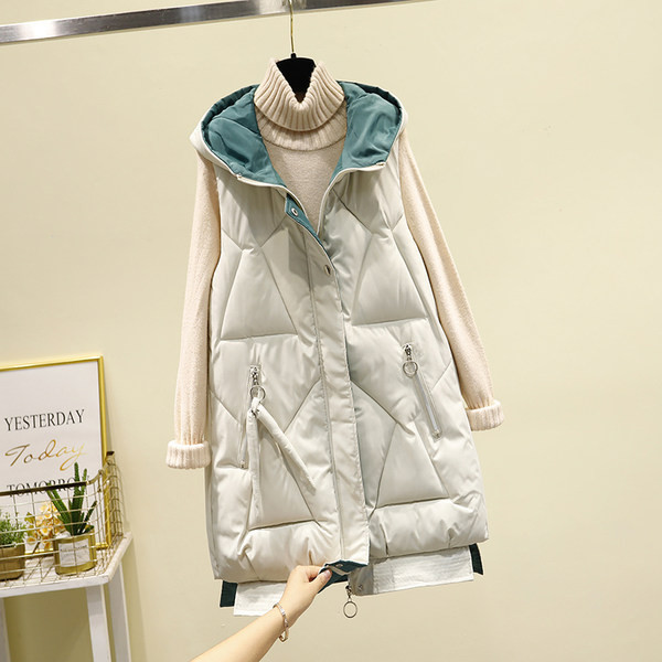 Vesta de dama cu gluga si fermoar