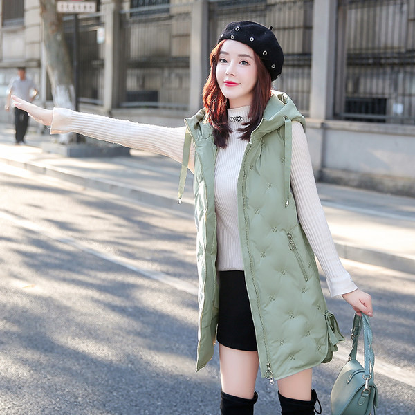 Jesenski prsluk s prošivenim efektom srednje dužine