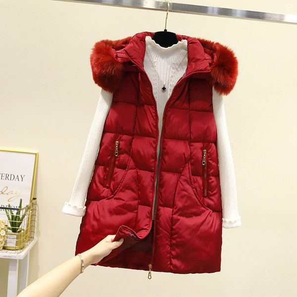 Moteriška liemenė su gobtuvu ir kišenėmis