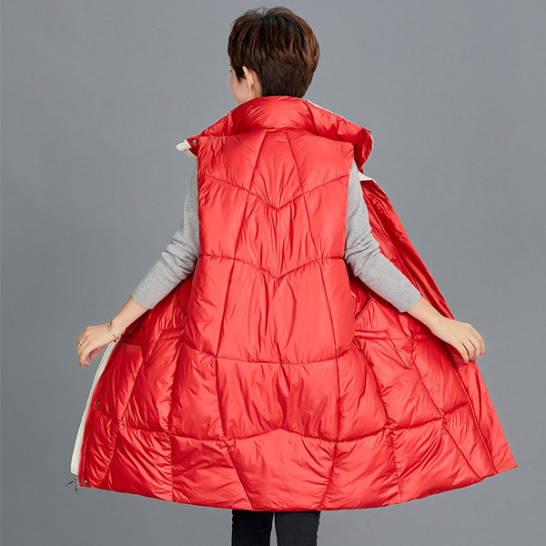 Vestă de damă cu căptușeală caldă și lungime până la genunchi