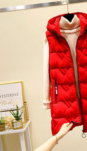 Női mellény a mindennapi tiszta modellhez