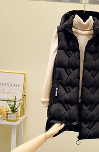 Női mellény a mindennapi tiszta modellhez