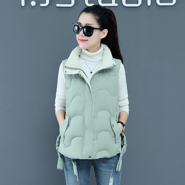 Ženski kratki prsluk s visokim ovratnikom