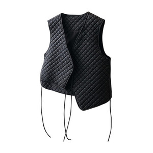 Moteriškos liemenės švarus modelis su raišteliais