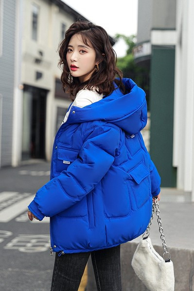 Ženska jakna u raznim bojama