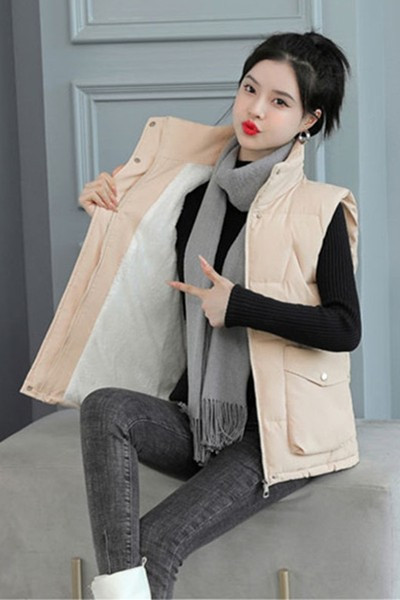 Vesta de dama model nou cu croiala larga