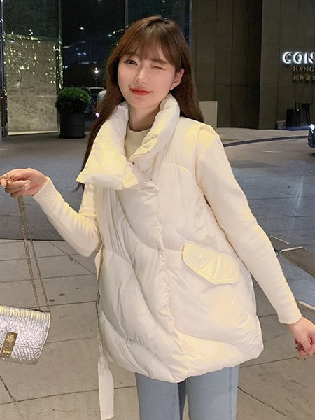 Vestă de damă cu guler înalt în mai multe culori