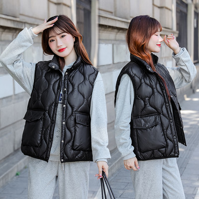 Moteriška laisvalaikio liemenė su raštu ir kišene