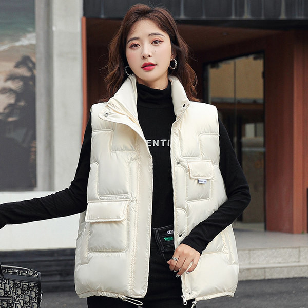 Plati moteriška liemenė – užsegama užtrauktuku