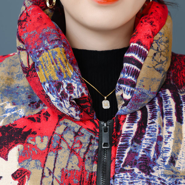 Ženski prsluk sa cvjetnim motivima i postavom