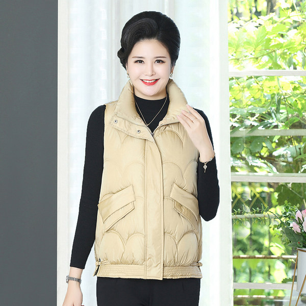 Moteriška laisvalaikio liemenė aukšta apykakle