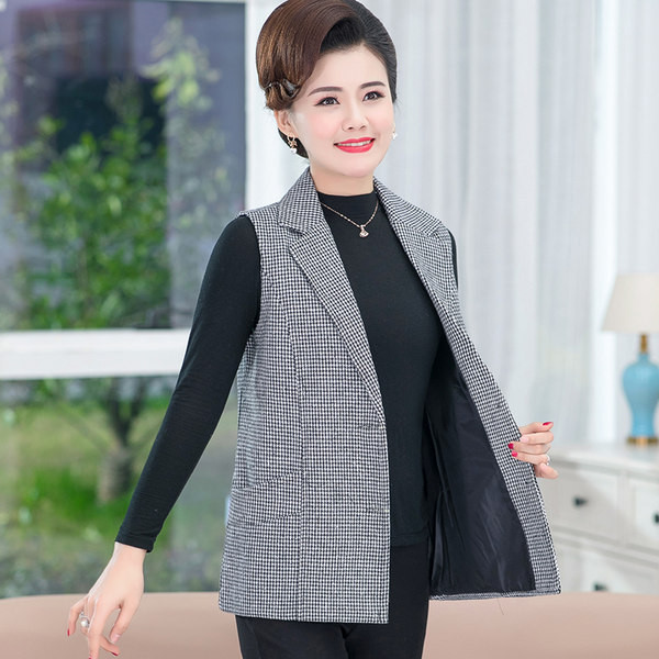 Γυναικείο καρό γιλέκο με κουμπιά και τσέπη