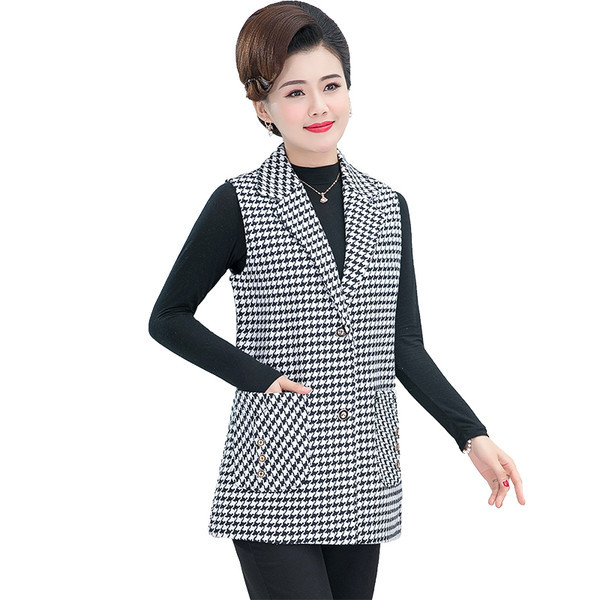 Moteriška languota liemenė su kišenėmis