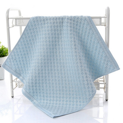 Vienspalvis 1vnt. Rankšluostis bambuko audinys, neblunkantis, greitai džiūstantis storis, be plaukų slinkimo, stipriai sugeria vandenį