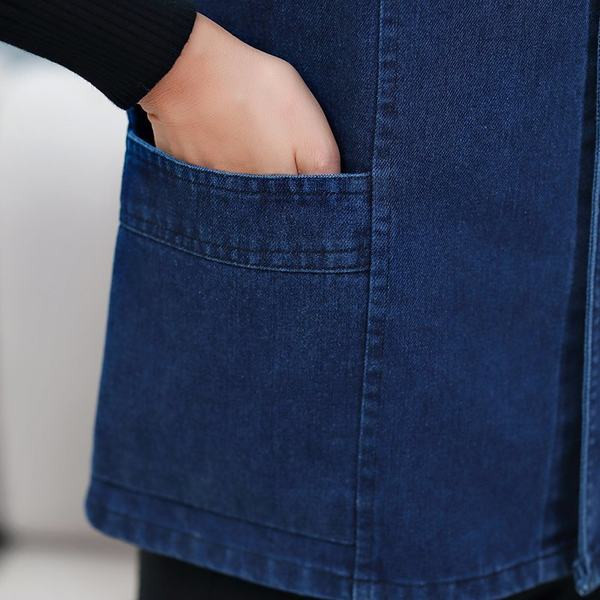 Moteriška džinsinė liemenė su apykakle ir kišene