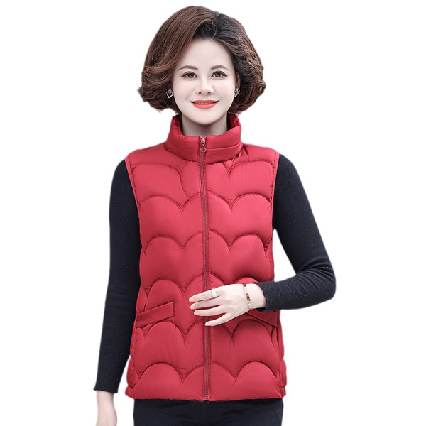 Ženski prsluk s visokim ovratnikom i džepom