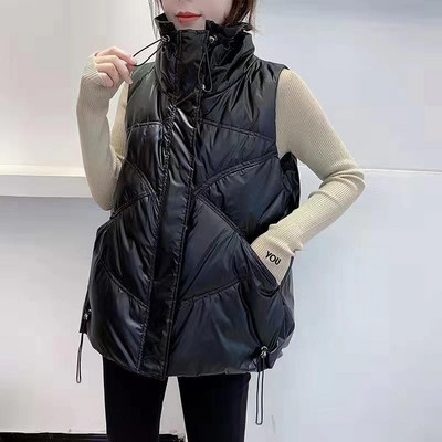 Női mellény magas gallérral és cipzárral