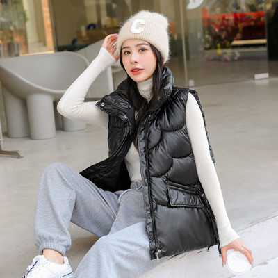 Moteriška laisvalaikio liemenė aukšta apykakle