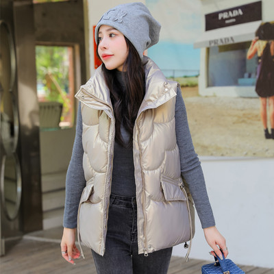 Moteriška laisvalaikio liemenė aukšta apykakle