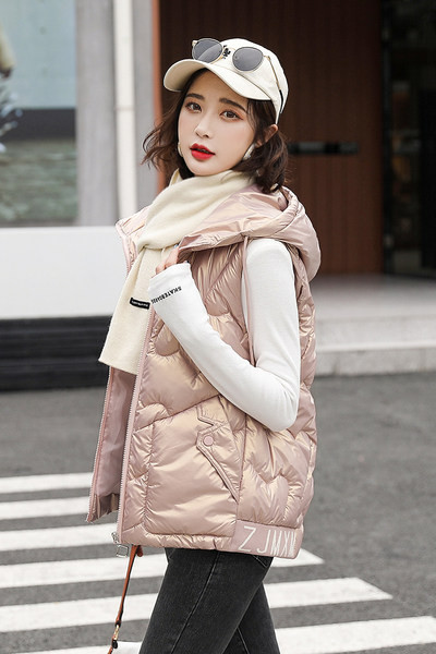 Női mellény kapucnival és fűzős különböző színekben