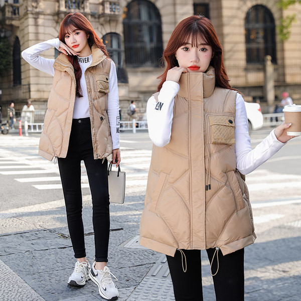 Moteriška laisvalaikio liemenė su kišene ir užtrauktuku